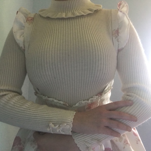Liz Lisa Gyaru Lolita Turtle Neck 